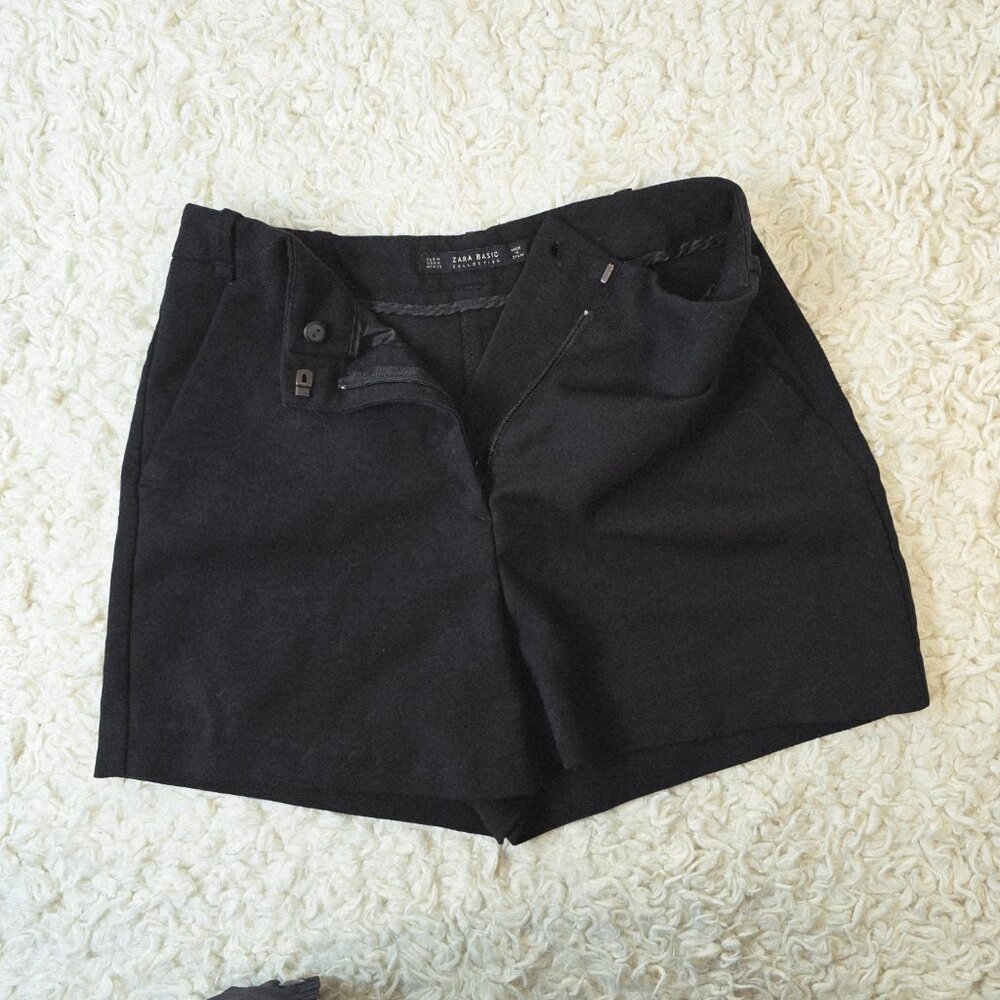 Zara High Waisted Black Shorts, Size M - Picture 2 of 6